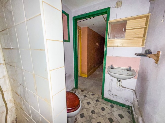 Lot Image