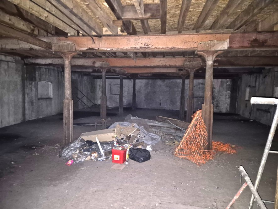 Lot Image