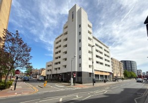 Property for Auction in London - Flat 14, 390 London Road, Croydon, Surrey, CR0 2SW
