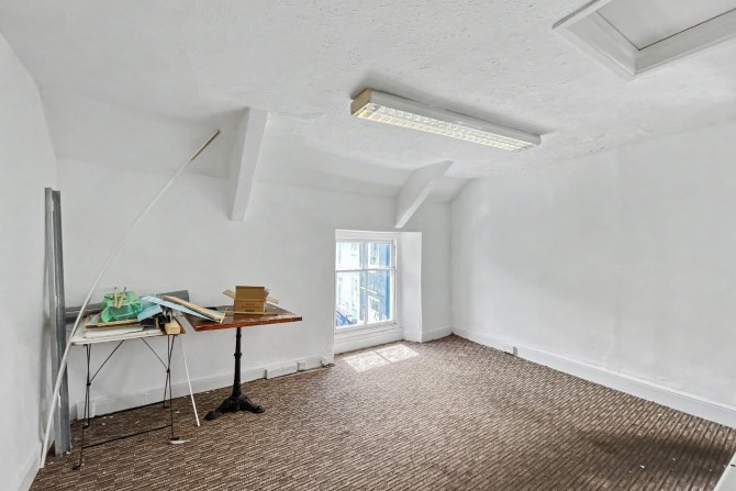 Lot Image