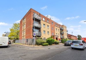 Property for Auction in London - 14 Neo Apartments, 1-9 Wexham Road, Slough, Buckinghamshire, SL1 1UG