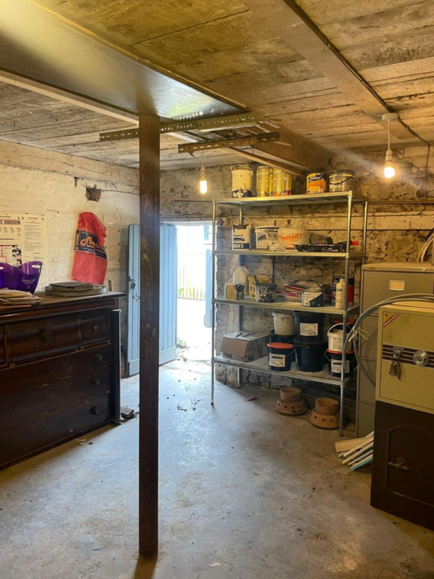 Lot Image
