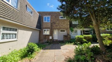 Property for Auction in Bedfordshire and Buckinghamshire - 49 Copenhagen Close, Luton, Bedfordshire LU3 3TF
