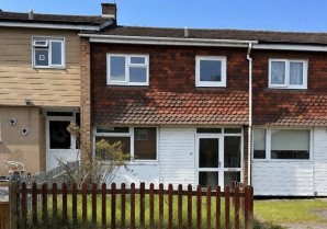 Property for Auction in London - 12 Eskin Close, Tilehurst, Reading, Berkshire, RG30 4DU