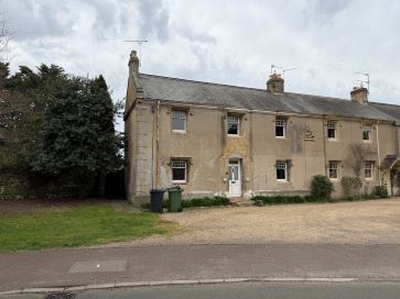 Property for Auction in East Anglia - 3 Nunnery Cottage, Nunnery Place, Thetford, Norfolk IP24 2PZ
