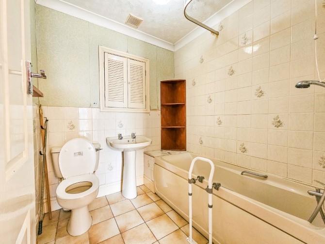 Lot Image