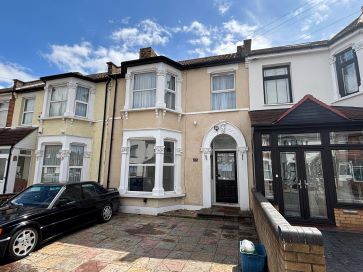 Property for Auction in East Anglia - 104 Kinfauns Road, Ilford, Essex IG3 9QN