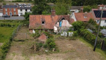 Property for Auction in East Anglia - Bridge Cottages, 1 The Causeway, Peasenhall, Suffolk IP17 2HU