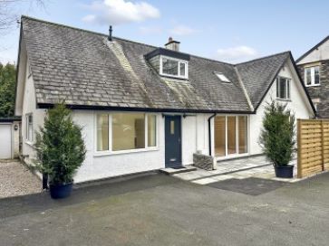 Property for Auction in Cumbria - First Floor Flat at Yewgarth, New Road, Windermere, Cumbria LA23 2LA
