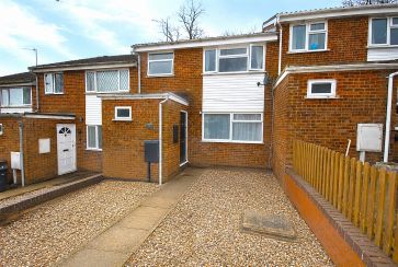 Property for Auction in Northamptonshire - 20 Hawkins Close, Rothwell, Kettering, Northamptonshire NN14 6TB