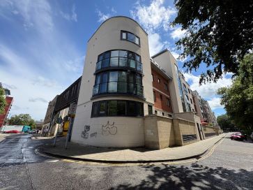 Property for Auction in East Anglia - 43 Chapel Field East, Norwich, Norfolk NR2 1SF