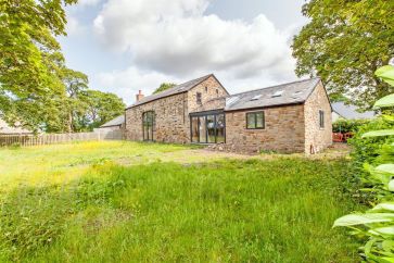 Property for Auction in Chesterfield & North Derbyshire - Eastwood Barn, 23 Bridle Road, Woodthorpe S43 3BY