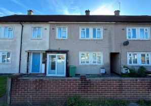 Property for Auction in London - 45 Courtenay Avenue, Harrow, Middlesex, HA3 5JH