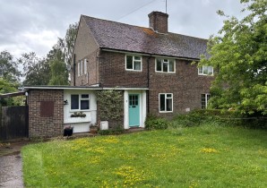 Property for Auction in Sussex & Hampshire - 3 The Close, Ardingly, Haywards Heath, West Sussex, RH17 6TX
