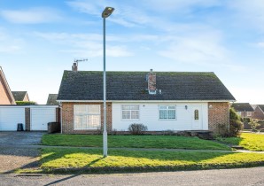 Property for Auction in Sussex & Hampshire - 15 Poynings Close, Seaford, BN25 4EP