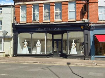 Property for Auction in Coventry & Warwickshire - 5 Evesham Street, Alcester, Warwickshire B49 5DS