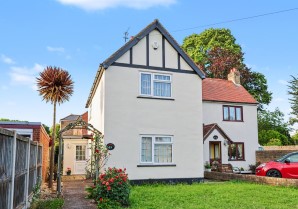 Property for Auction in London - 59 Monkton Road, Minster, Ramsgate, Kent, CT12 4EE