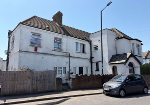 Property for Auction in London - 16C Bury Street, Edmonton, London, N9 7LB