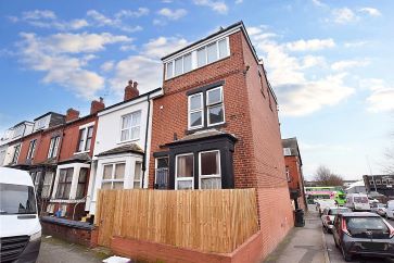 Property for Auction in West Yorkshire - Flats 1-4, 23 Burlington Place, Leeds, Leeds , West Yorkshire LS11 7DQ