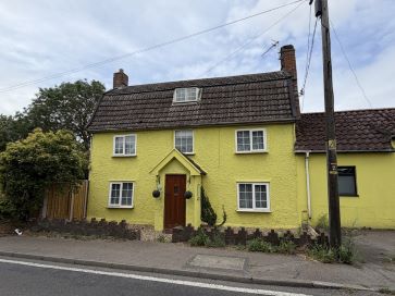 Property for Auction in East Anglia - The Old Forge Cottage, Norwich Road, Earl Stonham, Stowmarket, Suffolk IP14 5DR