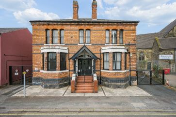 Property for Auction in Lincolnshire - 38 St. Pauls Street, Crewe CW1 2QA