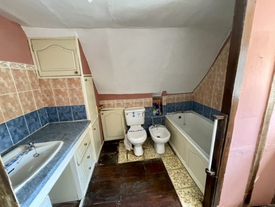 Lot Image