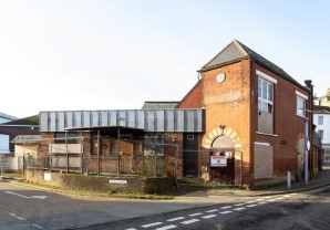 Property for Auction in London - 2-4 Chapel Street, Newhaven, East Sussex, BN9 9PN