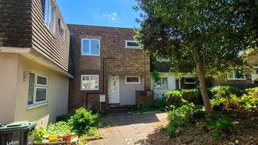Property for Auction in Bedfordshire and Buckinghamshire - 49 Copenhagen Close, Luton, Bedfordshire LU3 3TF