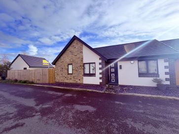 Property for Auction in North West - 17 Beech Close, Claughton-On-Brock, Preston, Lancashire PR3 0QX