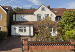 Property for Auction in London - 49A Kingsley Road, Ilford, Essex, IG6 2LL