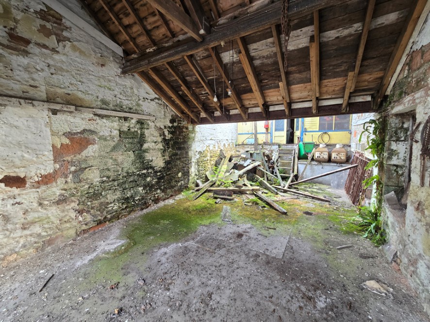 Lot Image