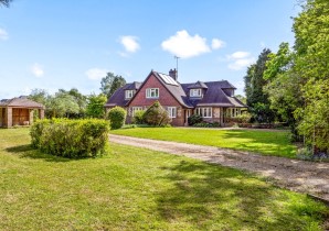 Property for Auction in Sussex & Hampshire - Little Garns, Coolham Road, West Chiltington, Pulborough, RH20 2LT