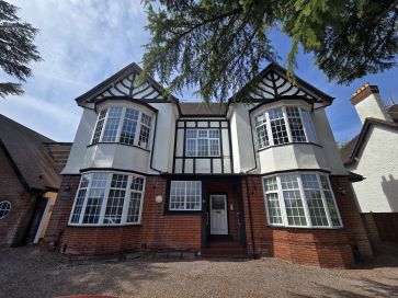 Property for Auction in North West - Apartment 5, 81 Lichfield Road, Sutton Coldfield, West Midlands B74 2RP