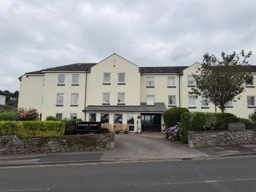 Property for Auction in Cumbria - 34 Strand Court, The Esplanade, Grange-Over-Sands, Cumbria LA11 7HH