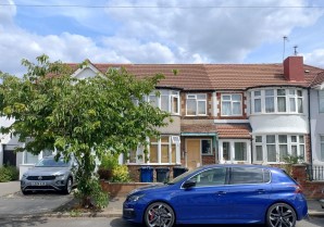 Property for Auction in London - 50 Hodder Drive, Perivale, Greenford, Middlesex, UB6 8LL