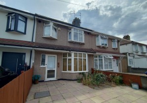Property for Auction in London - 5 Perimeade Road, Perivale, Greenford, Middlesex, UB6 7AR