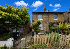 Property for Auction in London - 40 Archbishops Place, Brixton, London, SW2 2AJ