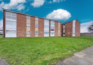 Property for Auction in London - 7 Colne Court, East Tilbury, Tilbury, Essex, RM18 8RE