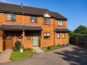 Property for Auction in Northamptonshire - 17 Lodge Close, Little Houghton, Northampton, Northamptonshire NN7 1AF