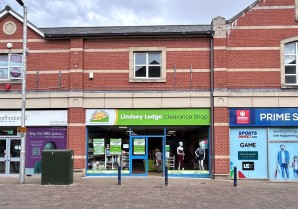 Property for Auction in London - Unit SU8, 5 Jubilee Way, Scunthorpe, North Lincolnshire, DN15 6RB