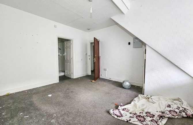Lot Image