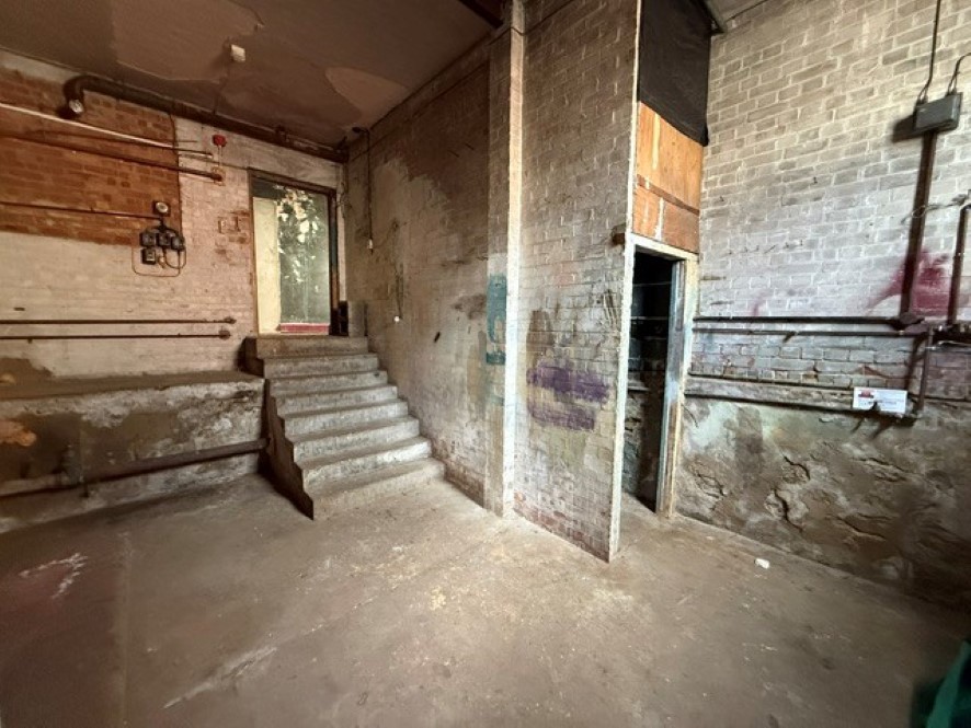 Lot Image