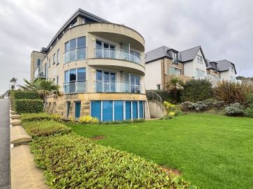 Property for Auction in South West - Flat 4, Oceana, 2 Gannetts Park, Swanage, Dorset BH19 1PF