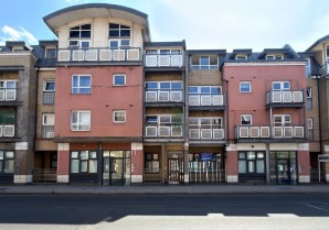 Property for Auction in London - Flat 27 Magnum House, 170 London Road, Kingston upon Thames, Surrey, KT2 6QW
