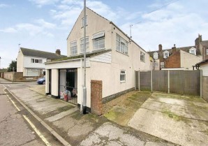 Property for Auction in London - 29 Hervey Street, Lowestoft, Suffolk, NR32 2JG