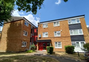 Property for Auction in London - 103 Buckingham Road, Edgware, Middlesex, HA8 6NN