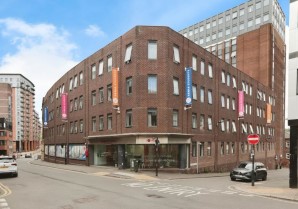 Property for Auction in London - Apartment 006 New Bank House, 100 Queen Street, Sheffield, South Yorkshire, S1 2FA