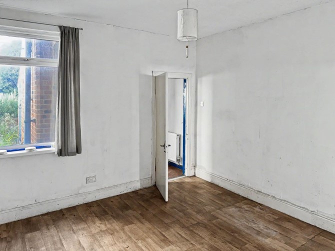 Lot Image