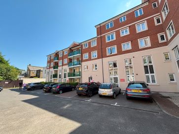 Property for Auction in East Anglia - Flat 20, Montague Court, Hamlet Court Road, Westcliff-On-Sea, Essex SS0 7EX