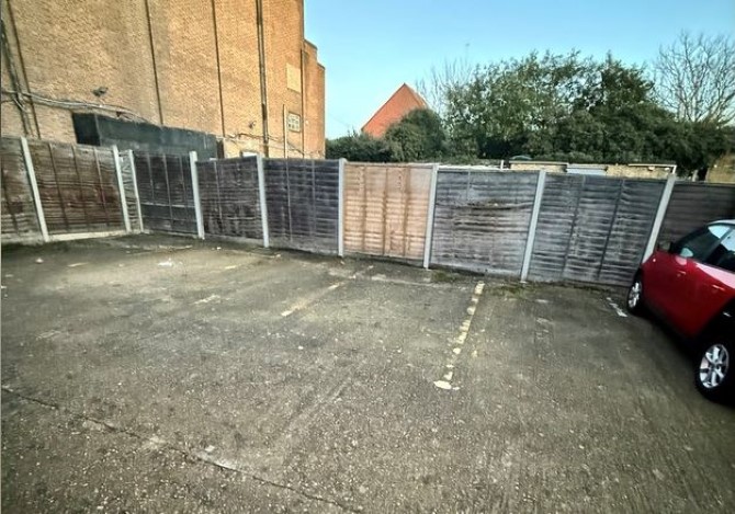 Lot Image